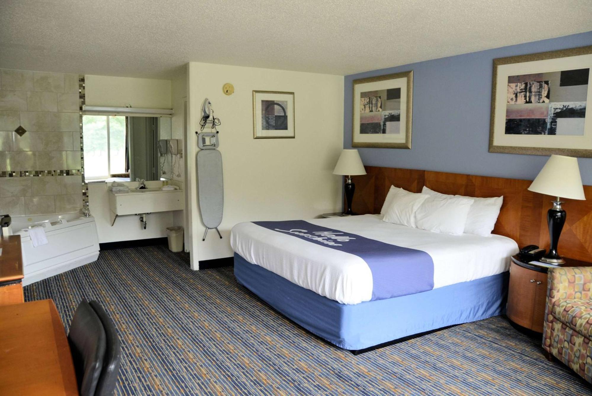 Days Inn By Wyndham Luray Shenandoah Exterior foto