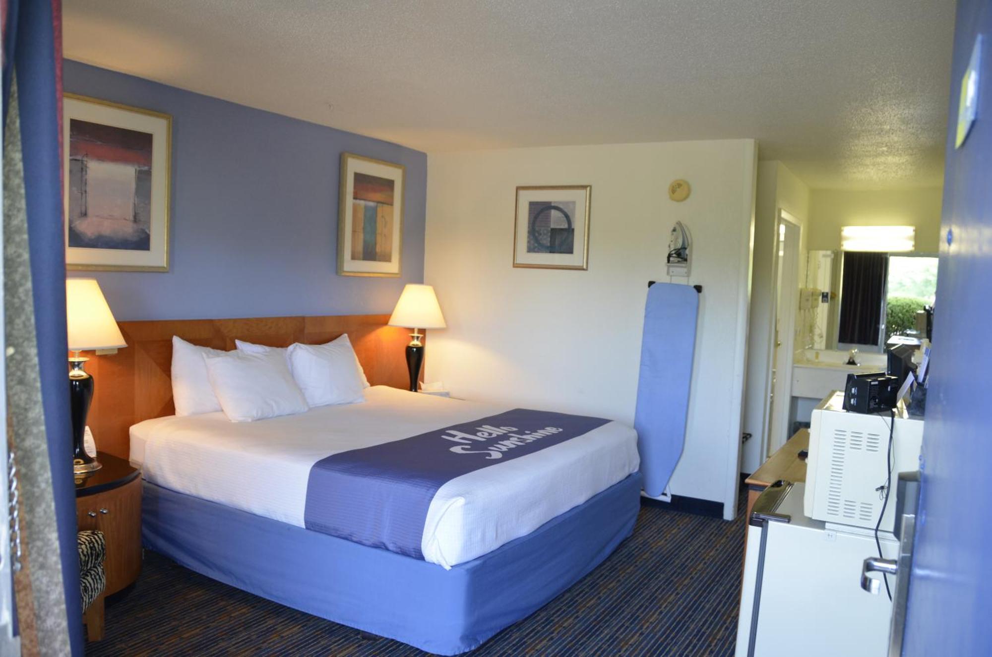 Days Inn By Wyndham Luray Shenandoah Exterior foto