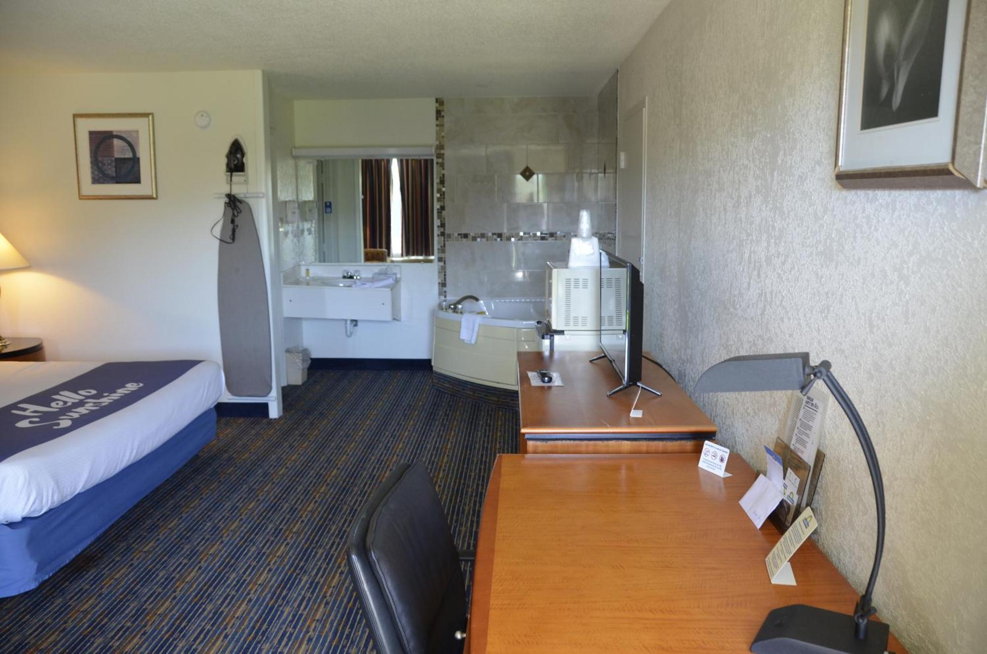 Days Inn By Wyndham Luray Shenandoah Exterior foto